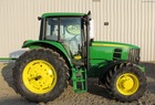 2011 John Deere 7230