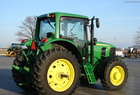 2011 John Deere 7330
