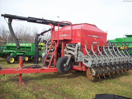 2004 Hiniker 4836