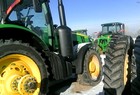  John Deere 8260R