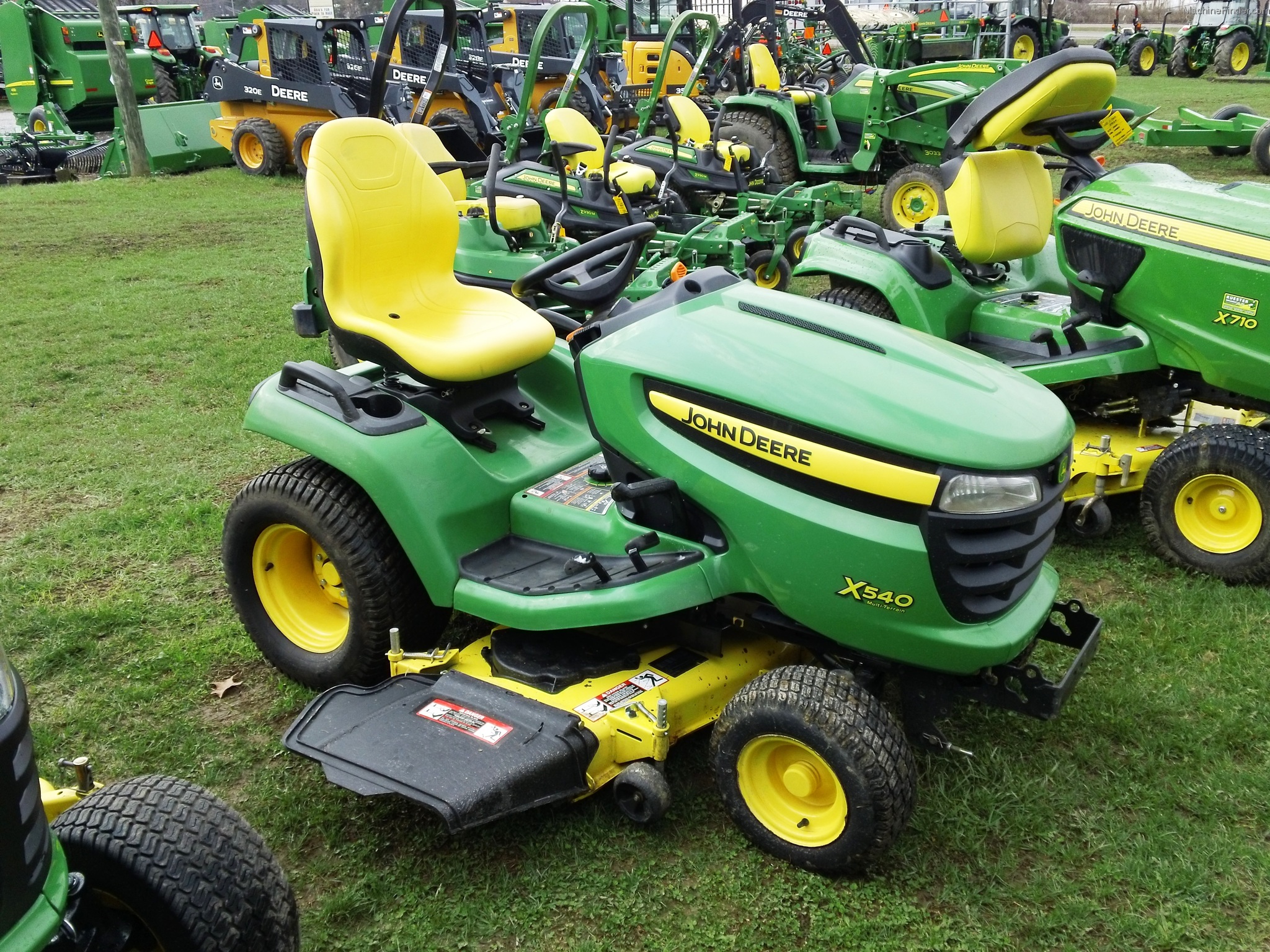 2014 John Deere X540 Lawn & Garden and Commercial Mowing John Deere