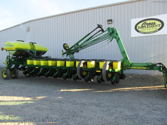  John Deere 1770NT CCS