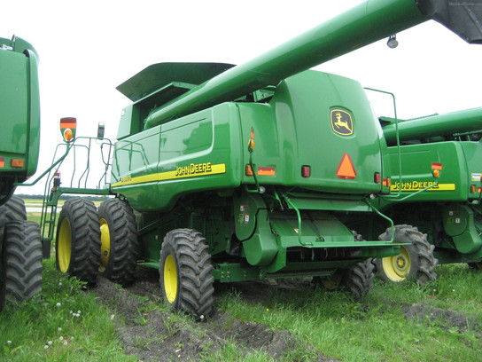 2005 John Deere 9760 STS