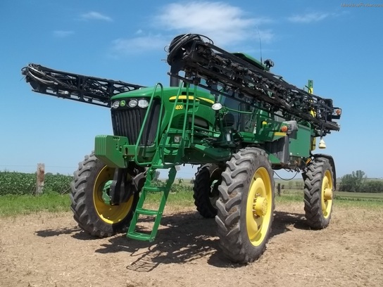 2009 John Deere 4830