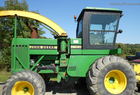 1990 John Deere 5830