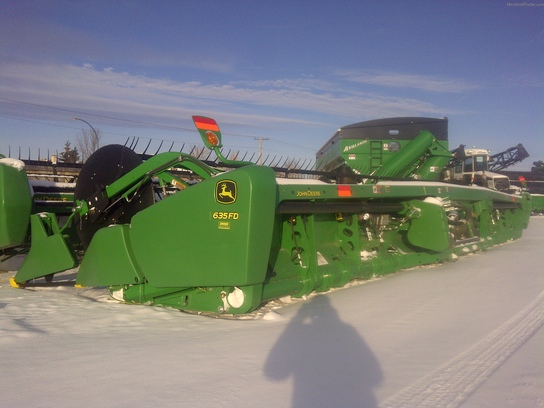 2012 John Deere 635FD