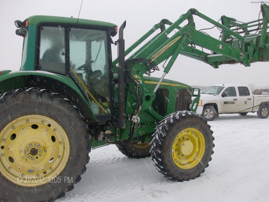 2003 John Deere 7220 Cab