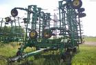 2009 John Deere 2210