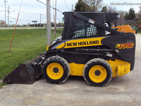 2007 New Holland L175