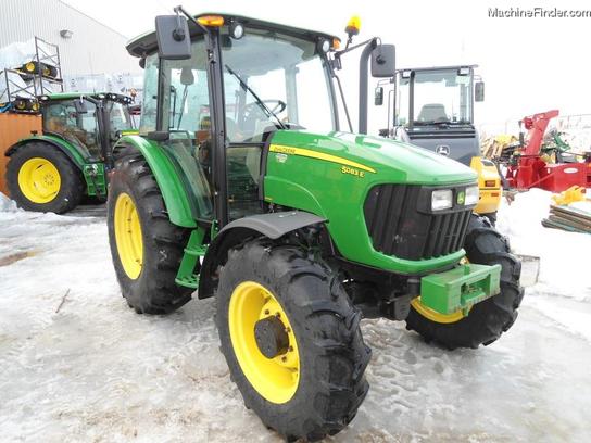 2009 John Deere 5083E