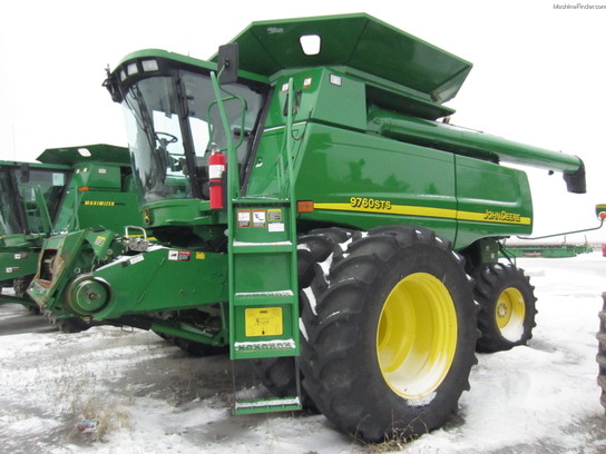 2005 John Deere 9760 STS