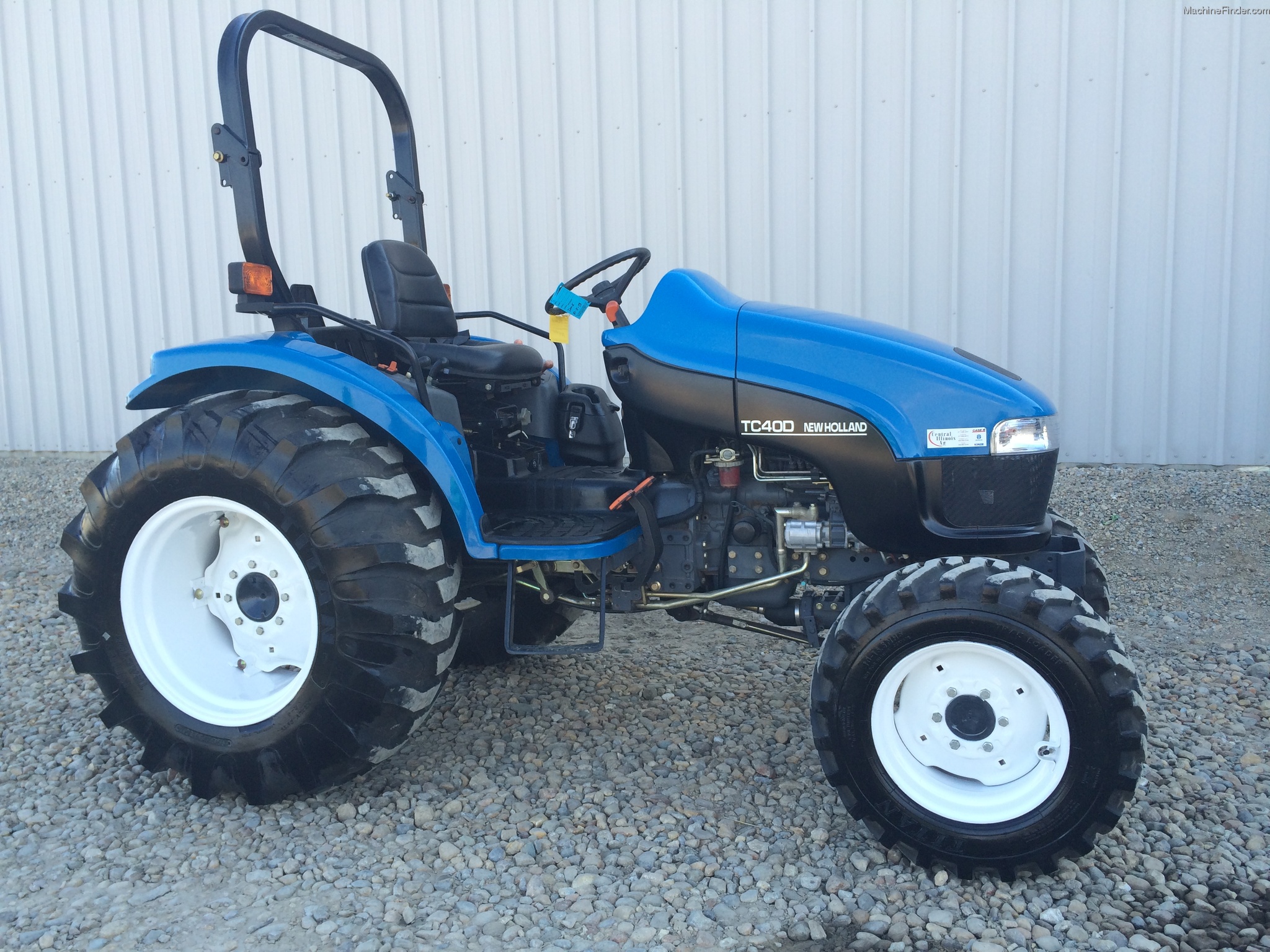 2001 New Holland TC40D Tractors Compact (140hp.) John Deere
