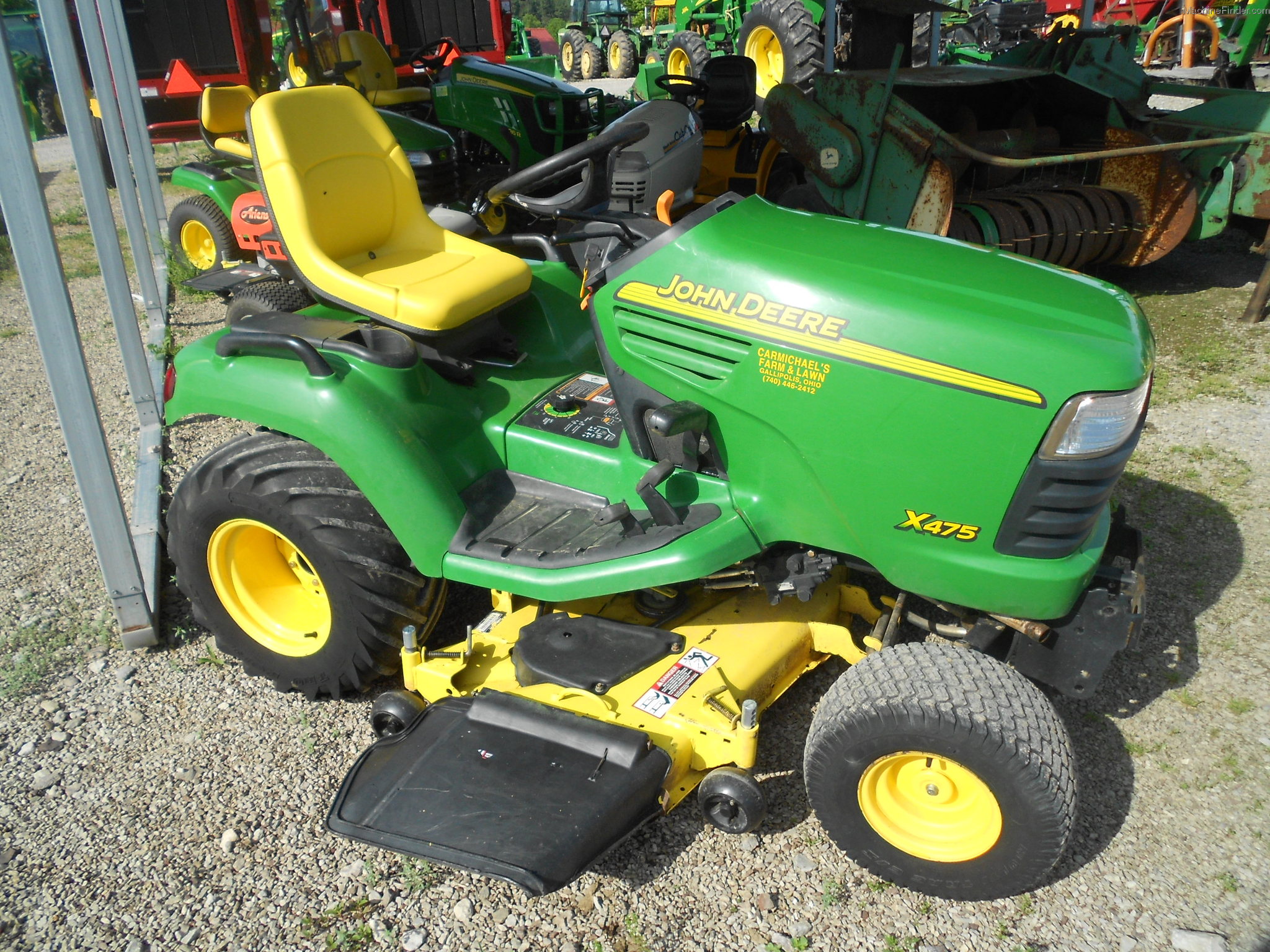 2002 John Deere X475 Lawn & Garden and Commercial Mowing John Deere