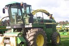 1999 John Deere 6850