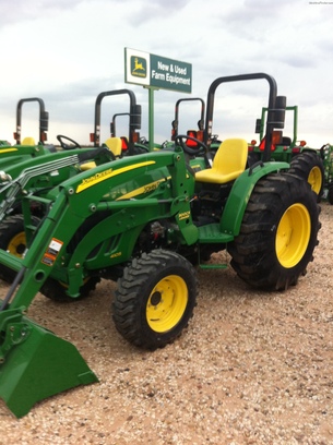 2012 John Deere 4105