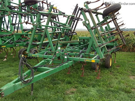 1998 John Deere 980
