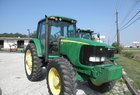 2005 John Deere 7420