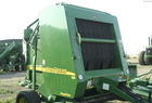 2002 John Deere 567