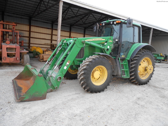 2004 John Deere 7420