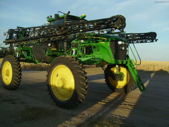 2011 John Deere 4830
