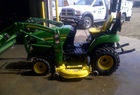 2010 John Deere 2305