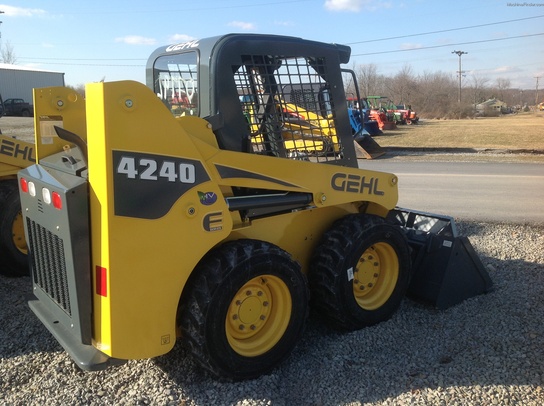 2013 Gehl 4240E