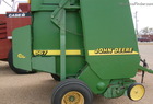 2001 John Deere 567