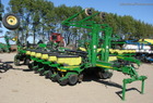 2003 John Deere 1770