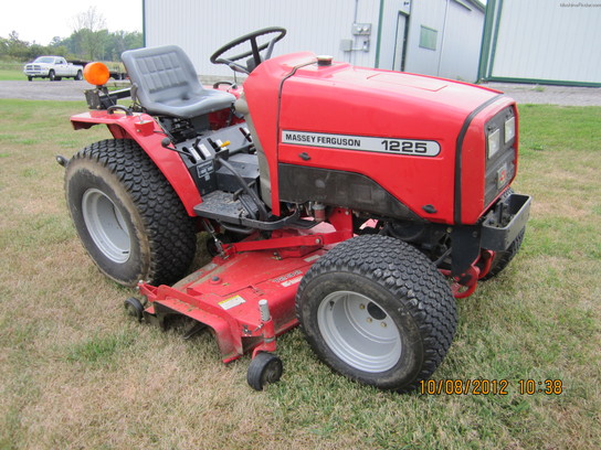 1999 Massey 1225H
