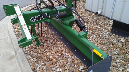 2010 Frontier RB2309