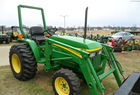  John Deere 790