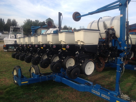  Kinze 3500