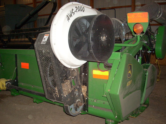 2010 John Deere 635F