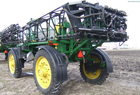 2010 John Deere 4930