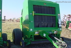 2010 John Deere 568