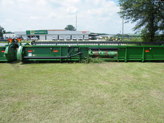 2007 John Deere 630F