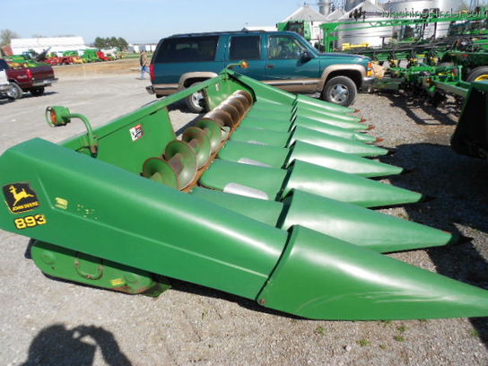 1997 John Deere 893