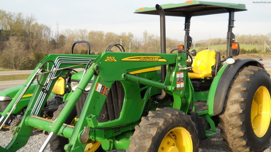 2011 John Deere 5085M