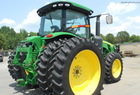 2011 John Deere 8260R