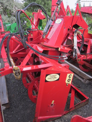 2009 Other 921NV Couture Souffleuse / Snowblower