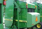 2000 John Deere 466