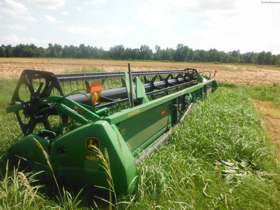 2011 John Deere 635F