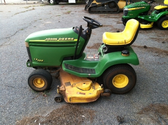  John Deere LX288