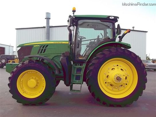 2012 John Deere 6210R