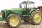 2004 John Deere 8220