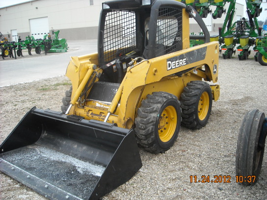 2006 John Deere 317