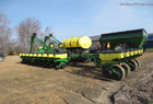 2004 John Deere 1770