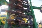 2005 John Deere 1690