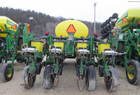 2002 John Deere 1770NT