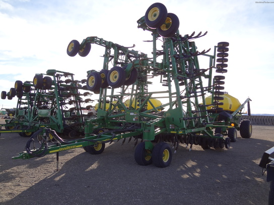 2004 John Deere 1820